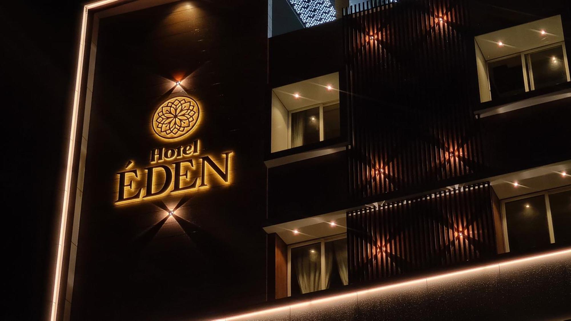 Hotel Eden Karwar Bagian luar foto